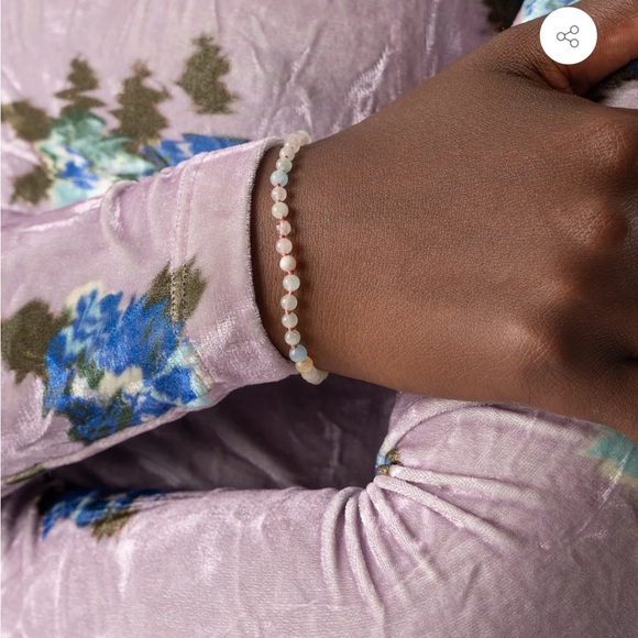 EUC Beatrice Valenzuela Morganite Bracelet 8” - Picture 2 of 7